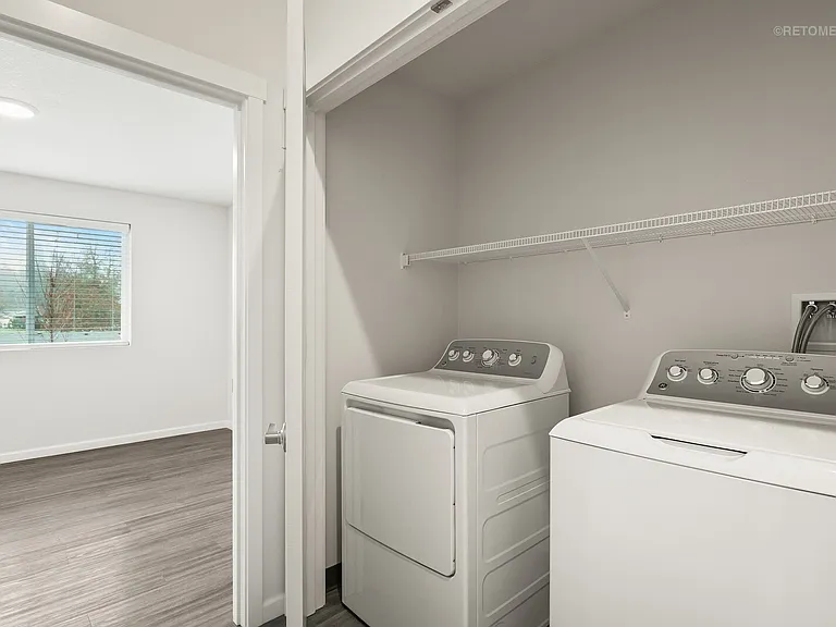 Verda Crossing | Full Size Washer and Dryer