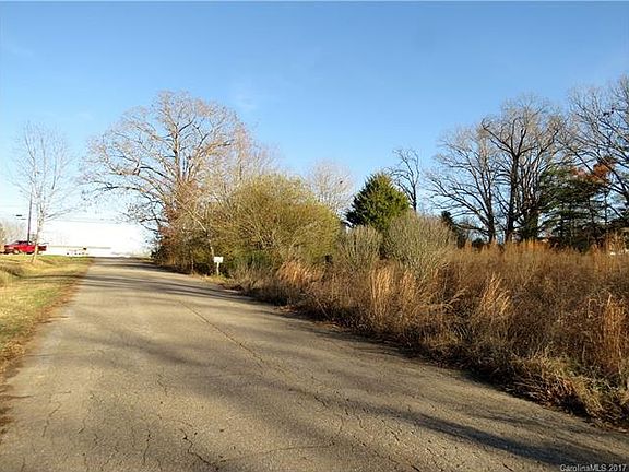 4th image of 117 Estate Dr