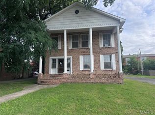 114 W North St, Sikeston, MO 63801