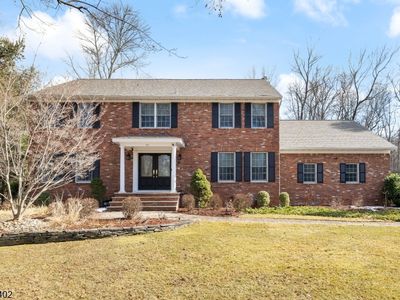 81 Dogwood Ter, Millington, NJ, 07946