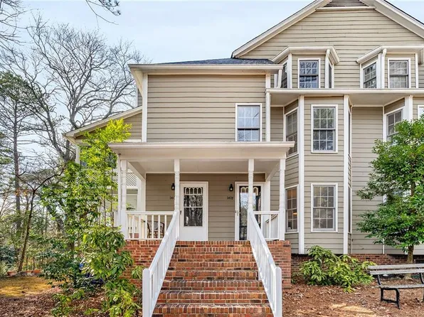 1407 Oakridge Cir, Decatur, GA 30033