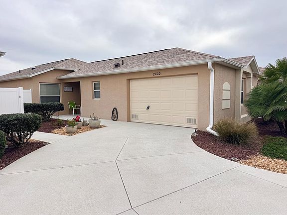 2nd image of 2000 Goldenrod Ct