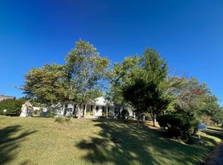 925 Neuhoff Ln, Nashville, TN 37205