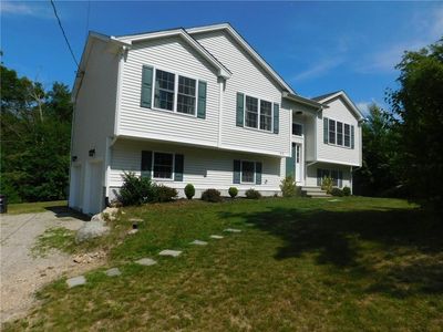 476 Ledge Rd, Coventry, RI, 02816