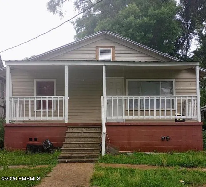 Building Photo - 1906 17th Ave