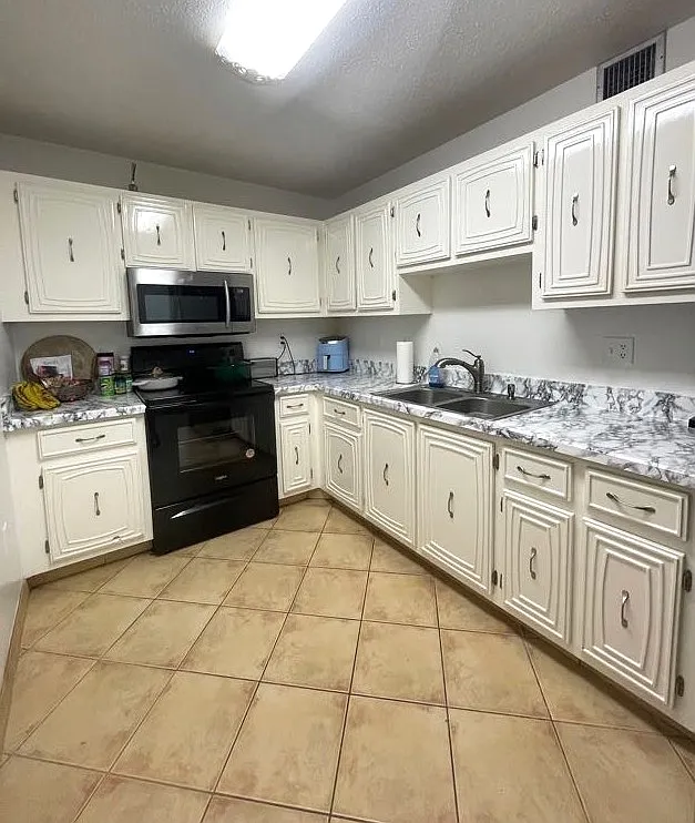 475-2711 North Halifax Avenue condo 475 - 1 — Photo 3