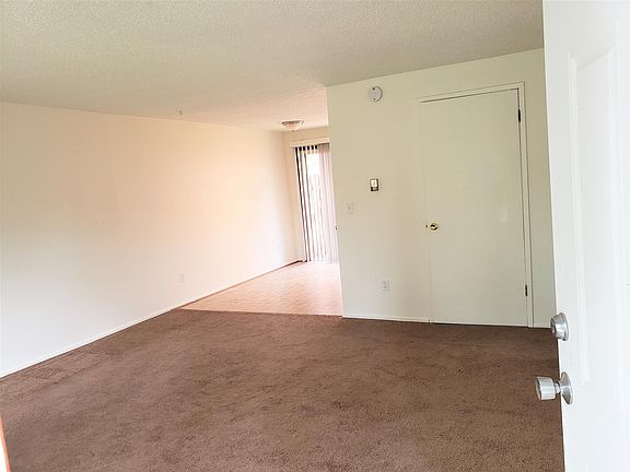 3rd image of 14330 SE Cedar Ave