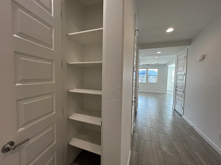 2345 E Castanets Dr — Photo 31