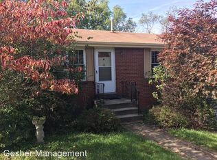911 Cimarron Dr, Pittsburgh, PA 15235