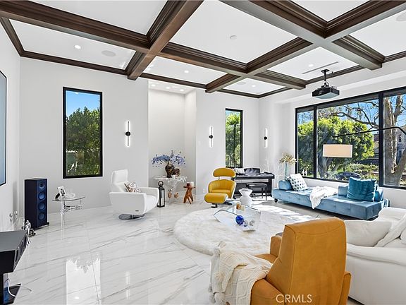 5th image of 5428 Villawood Cir