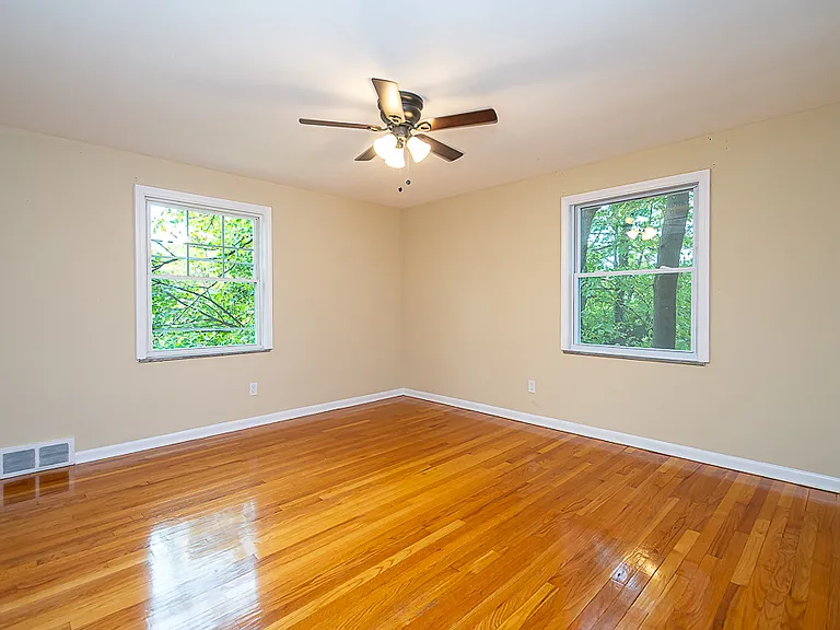 18309 Newell Rd #UP — Photo 23