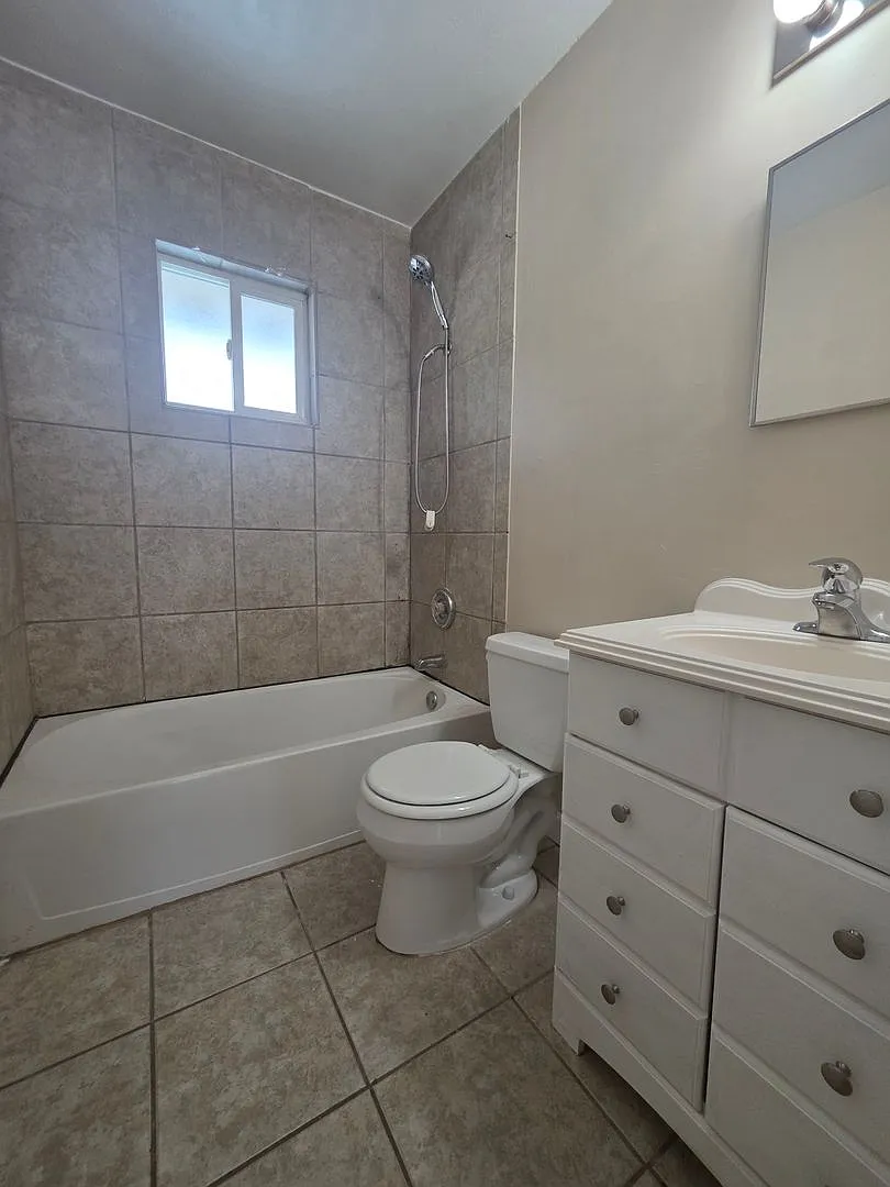 616 N 46th Street Apartments — Photo 4
