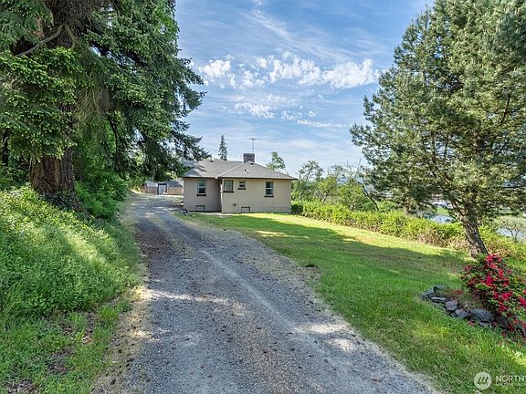 4th image of 201 Carroll Road