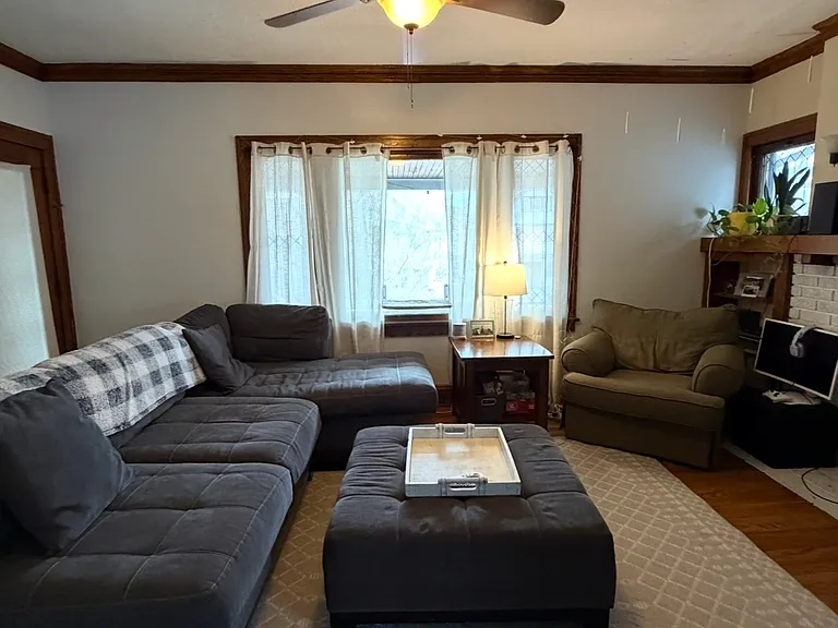 1358 Cranford Ave — Photo 11
