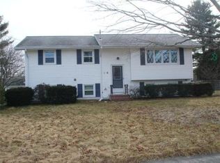 6 Vassar Dr, Milford, MA 01757