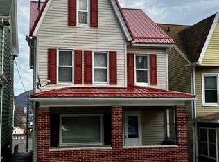 205 Maple Ave, Altoona, PA 16601