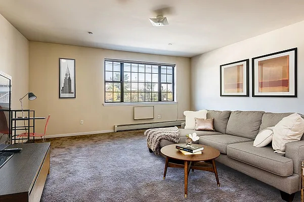 Rented by Lisa Management | media 1