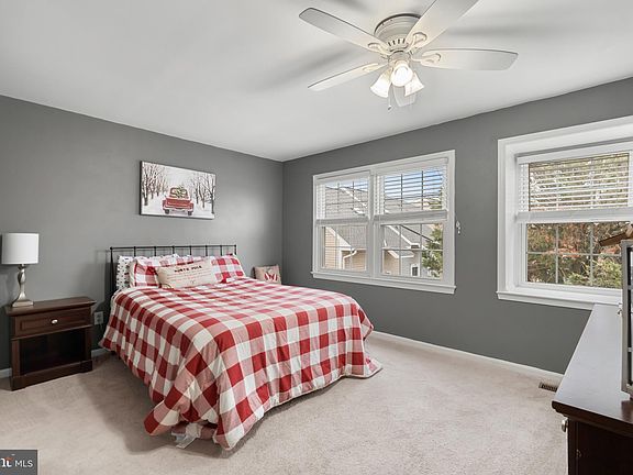 5th image of 70 N Bedford St #70B