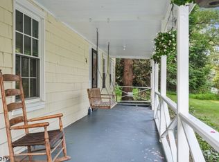 34 Farmersville Rd, Califon, NJ 07830