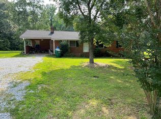 216 Triangle Rd, Gaffney, SC 29340