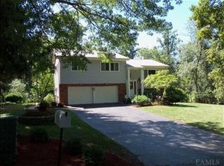 4 Eklof Ct, Croton On Hudson, NY 10520