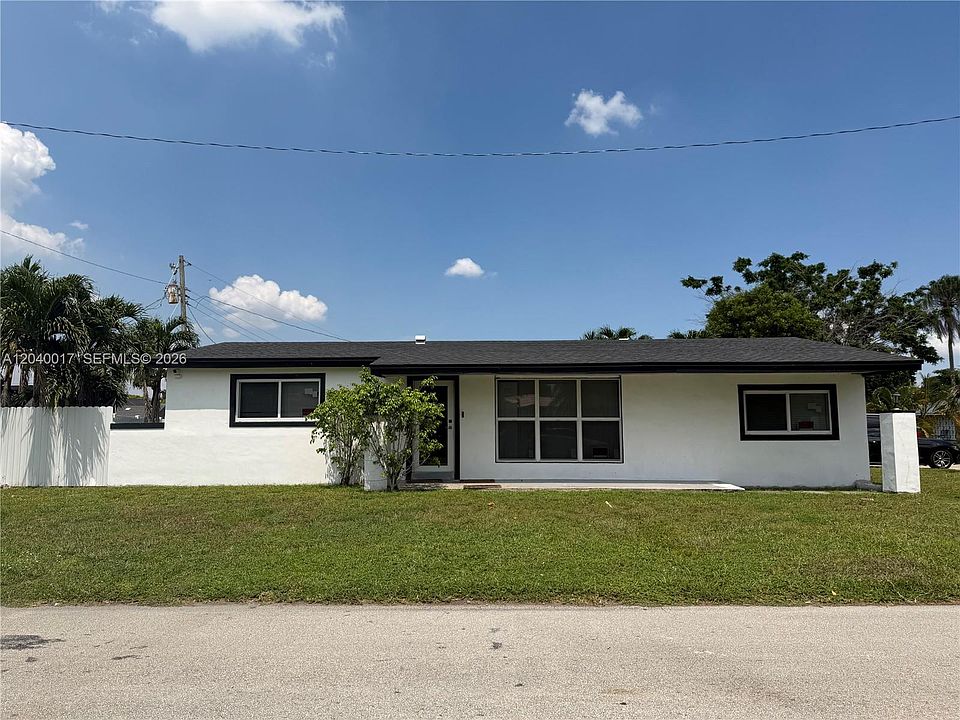 1st image of 1800 Jamaica Dr