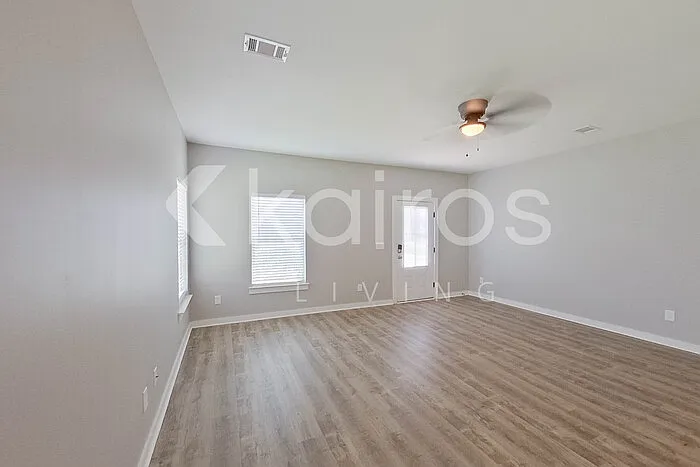 3 bed, 2.0 bath, 1613 sqft, $1,625 — Photo 4