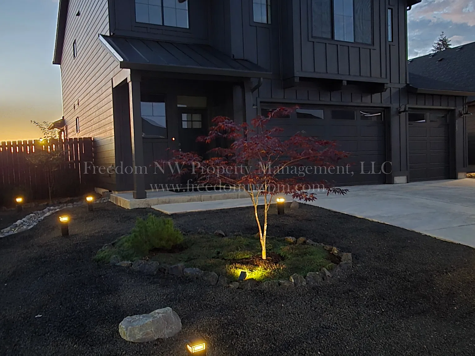 4 bed, 2.5 bath, 2010 sqft, $3,300 — Photo 2