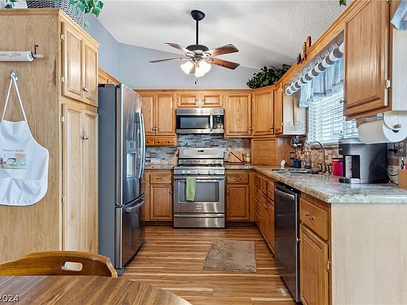 5th image of 4445 Mossy Rock Ct