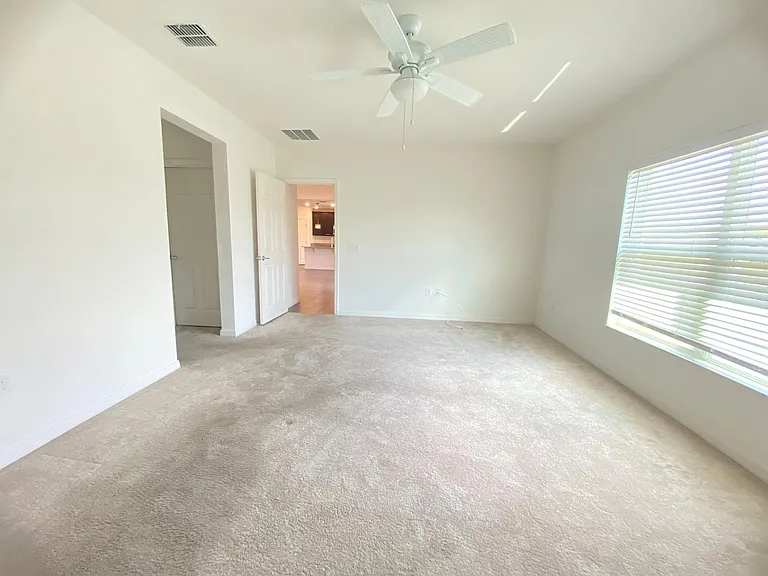 2751 Rialto Ct — Photo 24