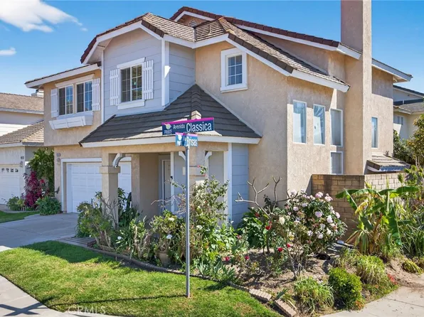1050 Avenida Classica, Oxnard, CA 93030