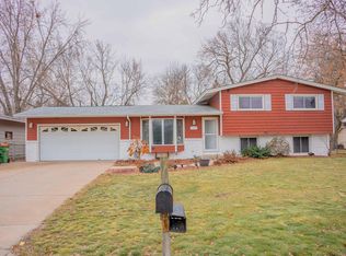 748 82nd Ave NE, Spring Lake Park, MN 55432