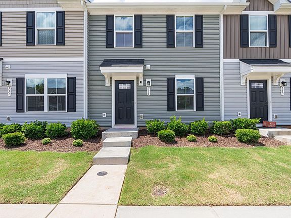 2nd image of 533 Hampton Townes Dr