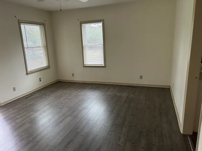 808 N Sheridan St — Photo 6