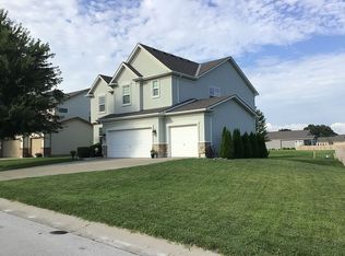 1200 SW Sapperton Rd, Lees Summit, MO 64083