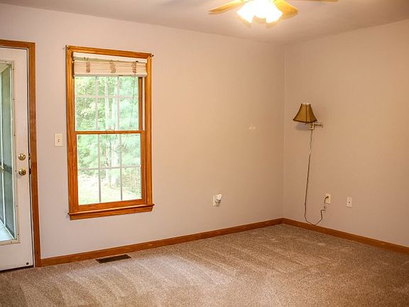 5th image of 1625 Villa Dr #3-1011