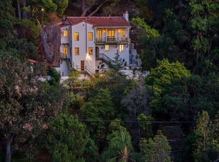 3033 Hollyridge Dr, Los Angeles, CA 90068