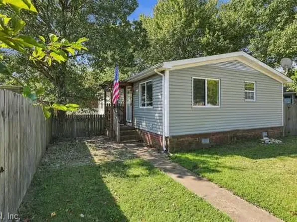 1105 Salty Marsh Ct, Virginia Beach, VA 23454