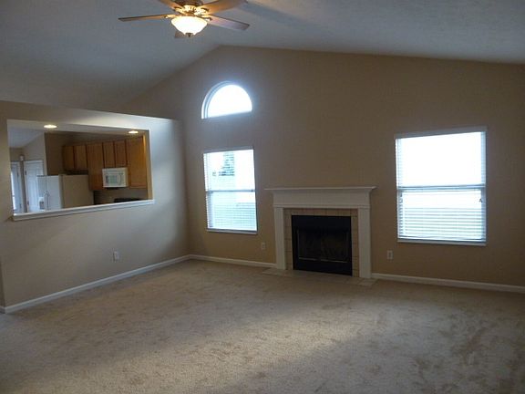Vaulted Ceiling Great Room