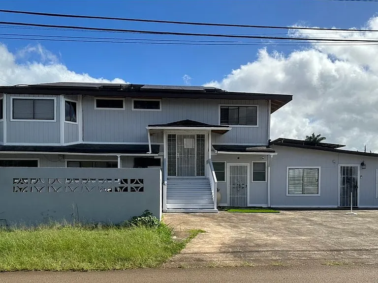 1102 Ihiihi Ave #B — Photo 1