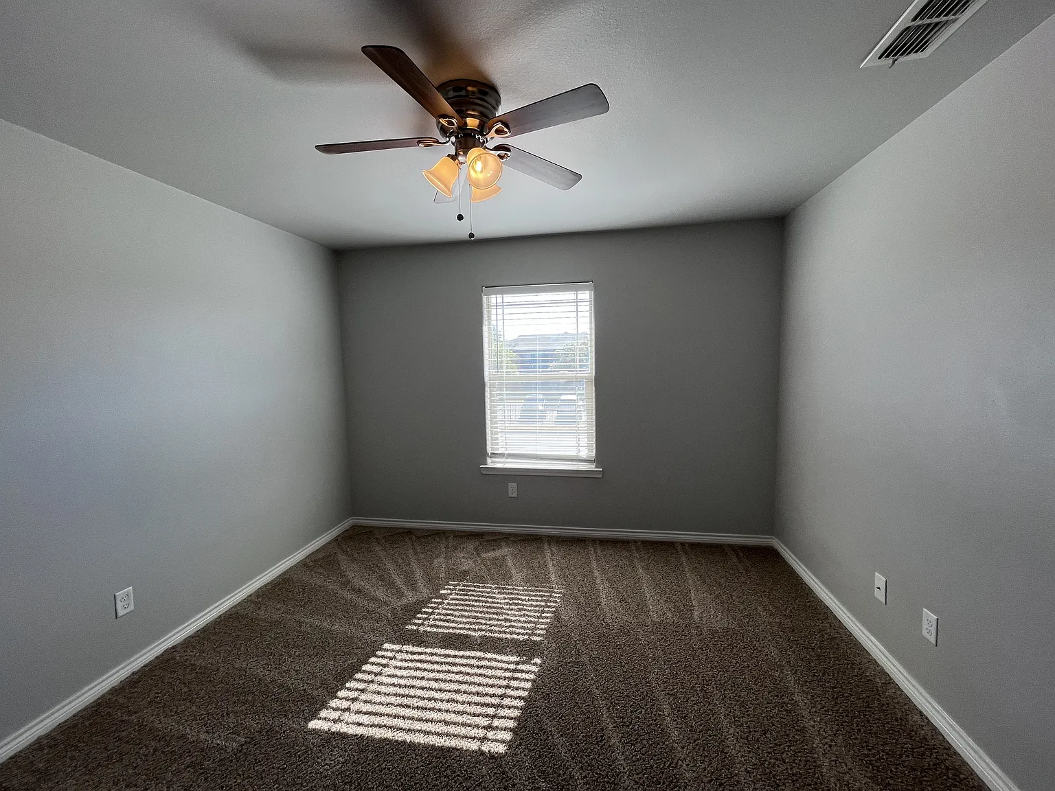3416 Itasca Street - 1 — Photo 4