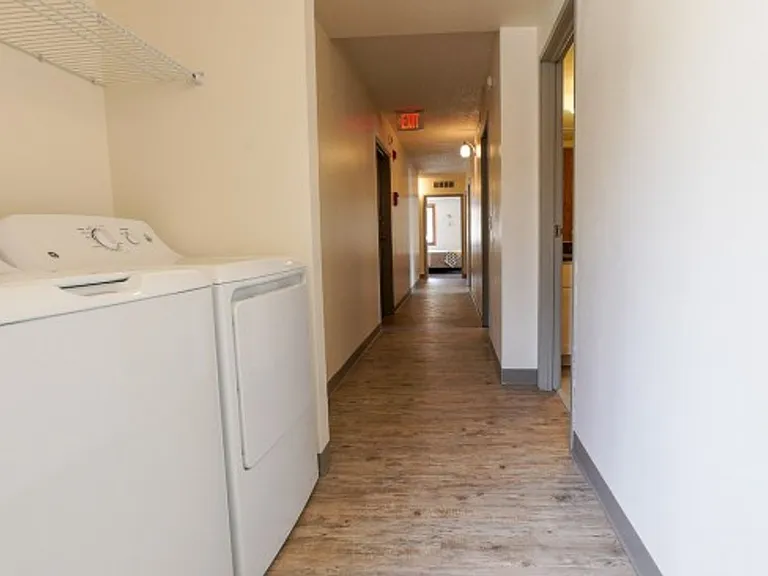 505 N Carroll St — Photo 21