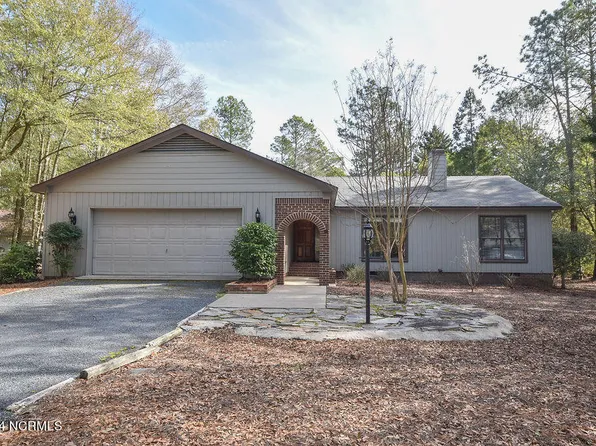 10 Meadowlark Lane, Pinehurst, NC 28374