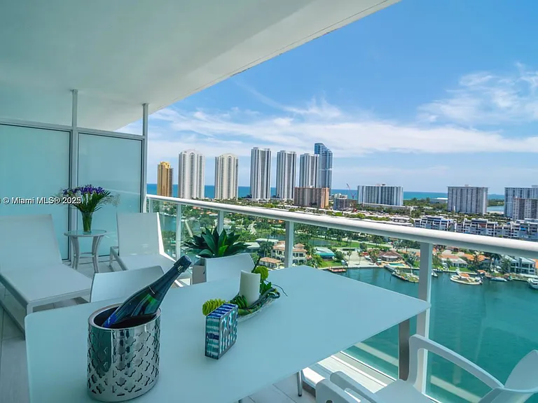 400 Sunny Isles Blvd #1805 — Photo 5
