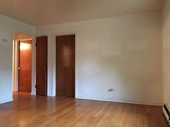 2nd image of 520 N 3rd Ave