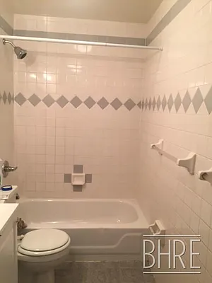 Rented by Brooklyn Heights Real Estate Inc | media 7