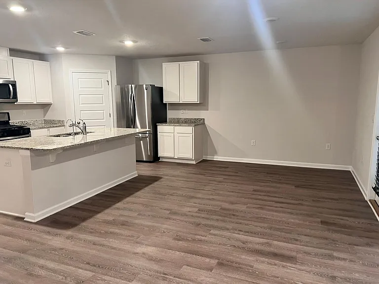 4636 Honor Guard Way — Photo 13