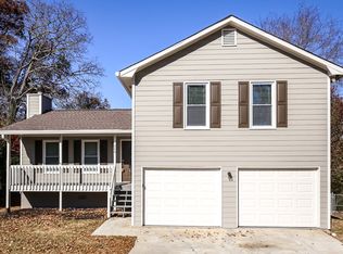 340 Wayside Dr, Lawrenceville, GA 30046