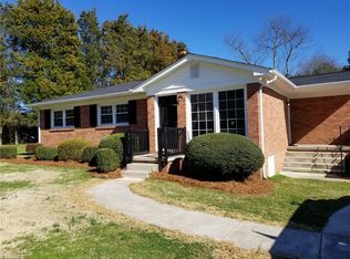 5904 Netfield Rd, Greensboro, NC 27455