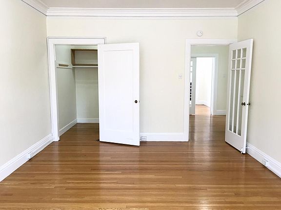 2nd image of 2940 Van Ness Ave APT 5